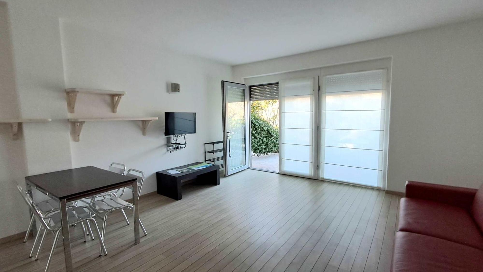 מאלצ'סינה Villa Treccani Apartments מראה חיצוני תמונה