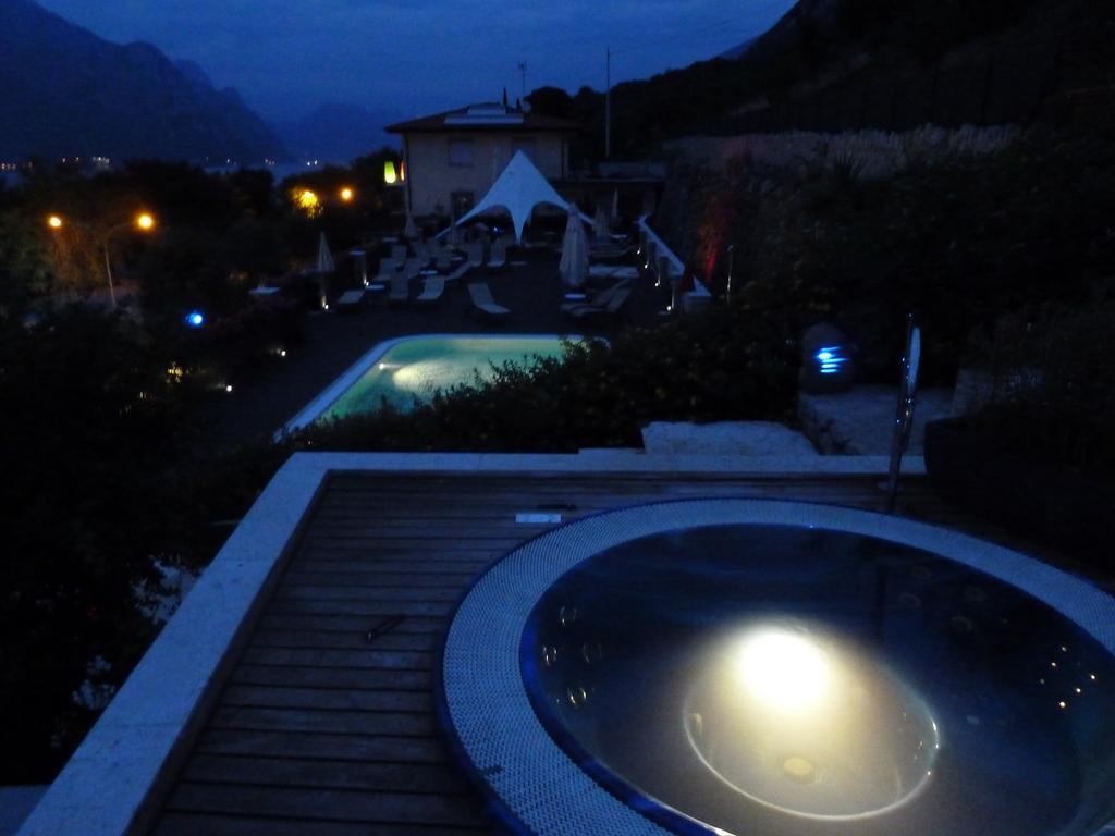 מאלצ'סינה Villa Treccani Apartments מראה חיצוני תמונה