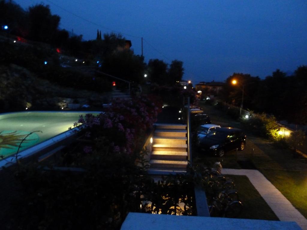 מאלצ'סינה Villa Treccani Apartments מראה חיצוני תמונה