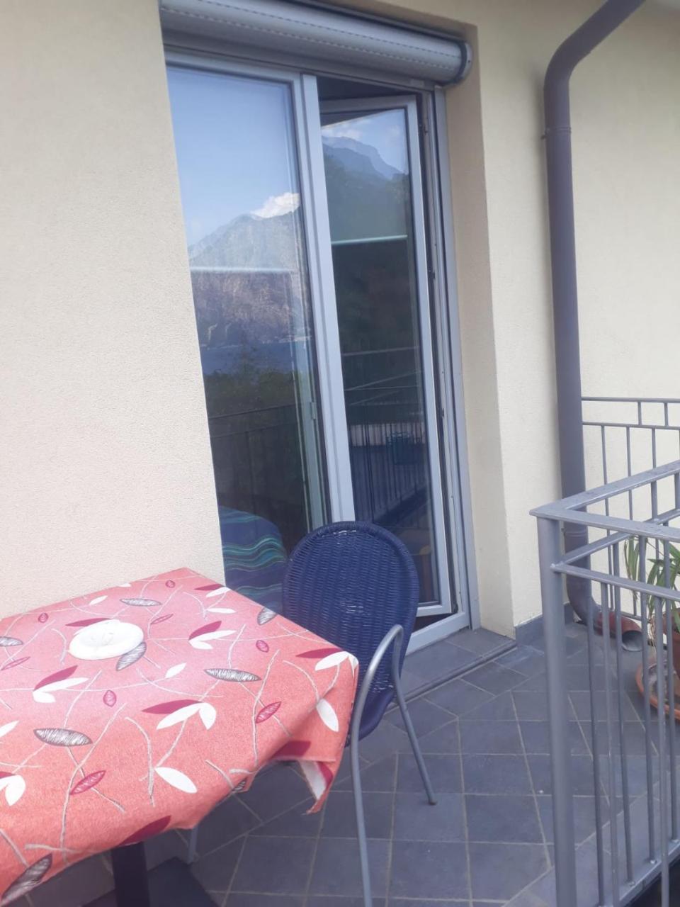 מאלצ'סינה Villa Treccani Apartments מראה חיצוני תמונה